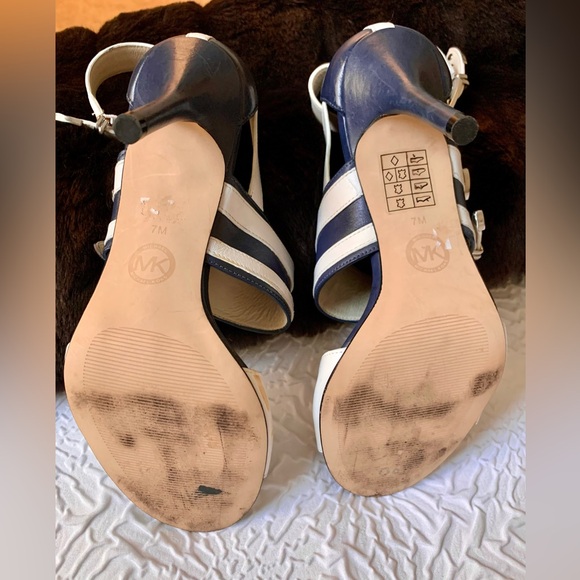 Women’s Michael Kors Navy/White Heels - Picture 8 of 8